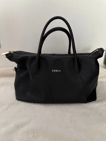 FURLA 블랙 가죽 토트백