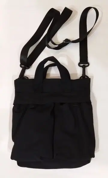 POIK 블랙 숄더백 한국