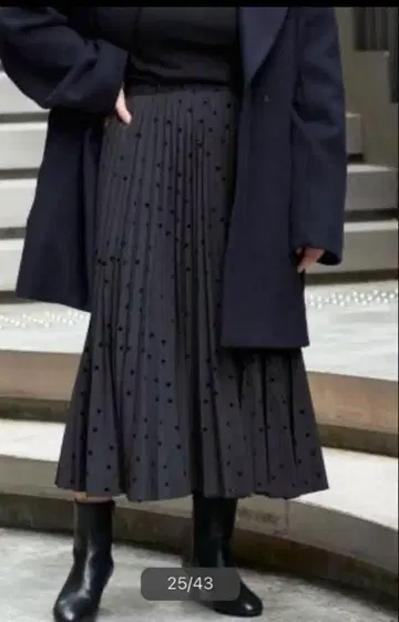 IENA 랜덤 도트 플리츠 스커트 네이비 38size 새상품급