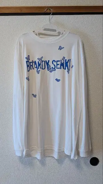 브랜디 전지 butterfly 롱T 화이트 XXL