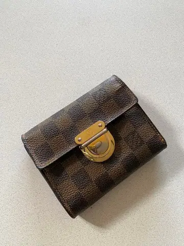 다미에 패턴 3단 폴더형 지갑 브라운