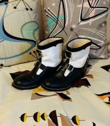 BILT BUCK 투톤 로퍼 부츠