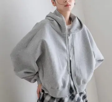 ZIP 숏 후디 로리즈팜 미사용 새상품 이번 시즌 신상