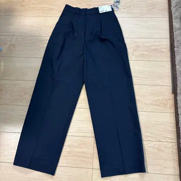 UNIQLO 네이비 와이드 팬츠 S 사이즈