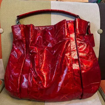 긴자 카네마츠 천연 가죽 에나멜 백