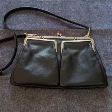 R.D.M.C. 블랙 가죽 숄더백