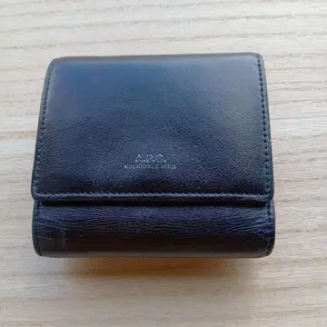 A.P.C. 아페쎄 스몰 컴팩트 지갑