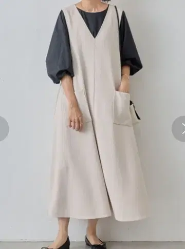 비어즐리 부클 원피스 베이지