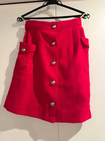 버튼 달린 미니 스커트 비비드 핑크