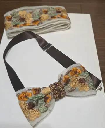 인도 자수 나비 넥타이 & 리본 세트