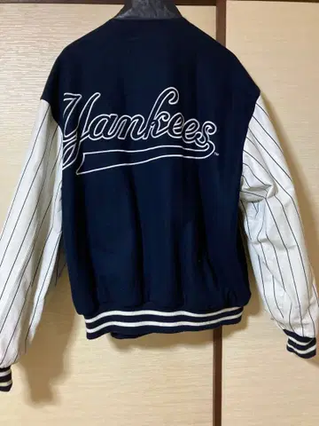 Yankees 바시티 자켓 네이비/화이트