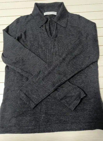 이탈리아제 다크 그레이 니트 폴로 울