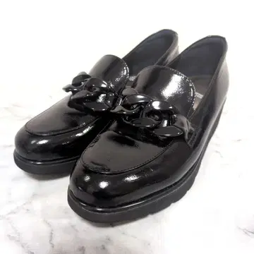 [ 새상품급 ] KOBE BeauFort 통굽 체인 로퍼 22cm