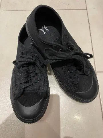 y's 스니커즈