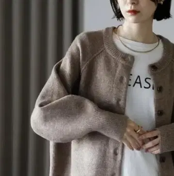 택 포함 새상품 돌먼 슬리브 니트 가디건 / 봉쥬르 사간