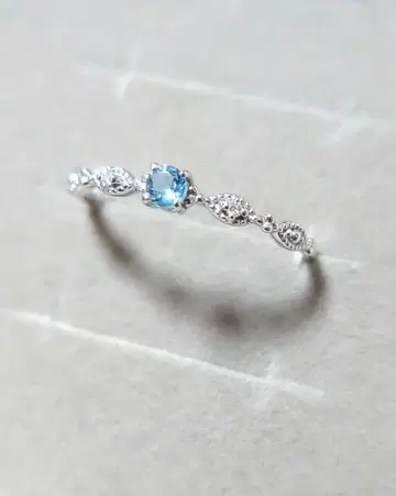 K10WG 아쿠아 마린 반지 21호 츠츠미 박스 포함 토파즈