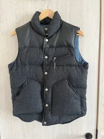 Journal Standard 다운 베스트 L