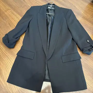 미사용 ZARA 블랙 테일러드 자켓