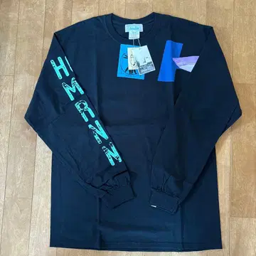 옴브레니뇨 롱T 블랙