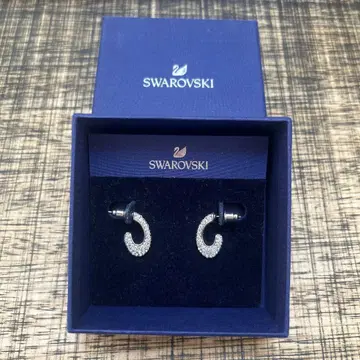 Swarovski 귀걸이