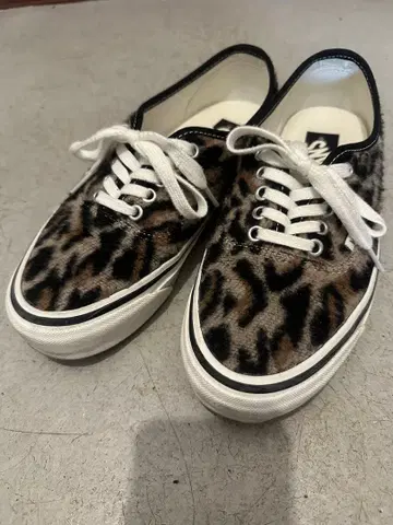 VANS 레오파드 24.5