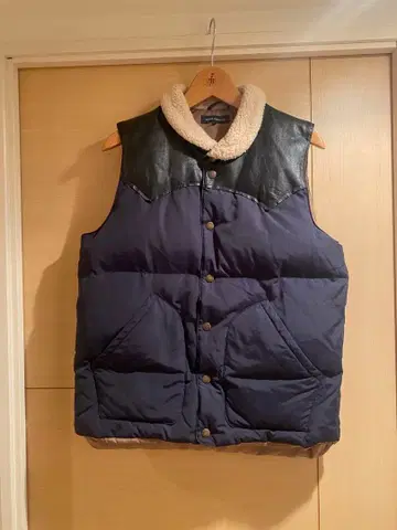 가죽 요크 다운 베스트