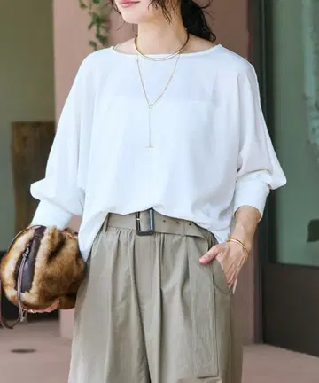 리브도르와 리브 조젯 돌먼 블라우스 거의 미사용