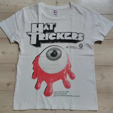 HAT TRICKERS T셔츠 사용감 없이 깨끗하고!!