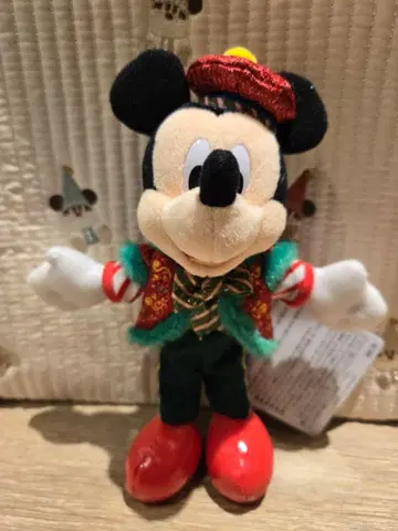 미키 인형 배지 크리스마스 2025 도쿄 디즈니랜드 바