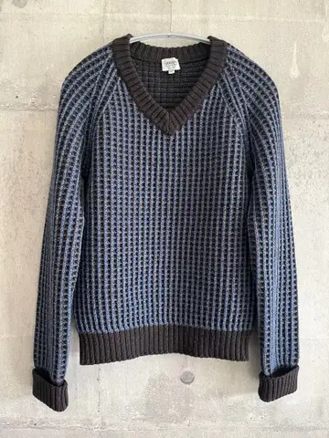 [ 새상품급 ] 아르마니 콜레치오니 니트 스웨터