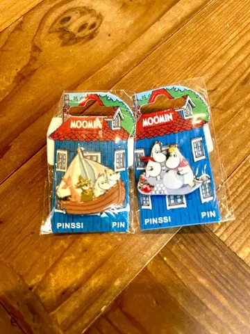 [ 미개봉 새상품 ] 간사이 만박 북유럽관 무민 3D 핀 배지 2개 세트