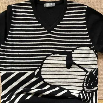 디노스 DAMA 컬렉션 캐시미어 100% 니트 스누피