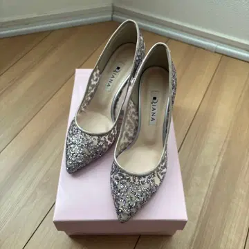 DIANA 비쥬 장식 하이힐 22cm