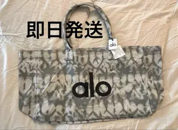 택 포함 미사용 새상품 alo 카모 패턴 토트백