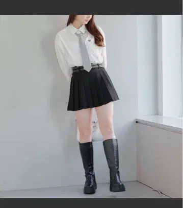 [인기 리바이벌] W 벨트 미니 플리츠 스커트 이번 시즌 스커트