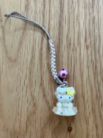 지역 한정 키티 스트랩 Flower Angel 플라워 엔젤 2005