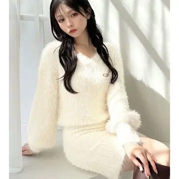 RESEXXY 샤기 미니 원피스 / 아이보리