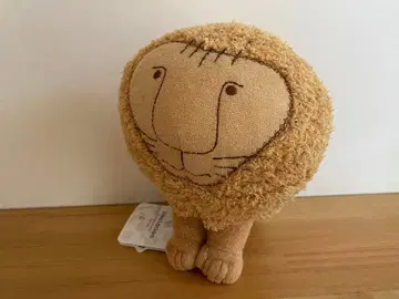 리사 라르손 안고 싶은 사자 봉제 인형
