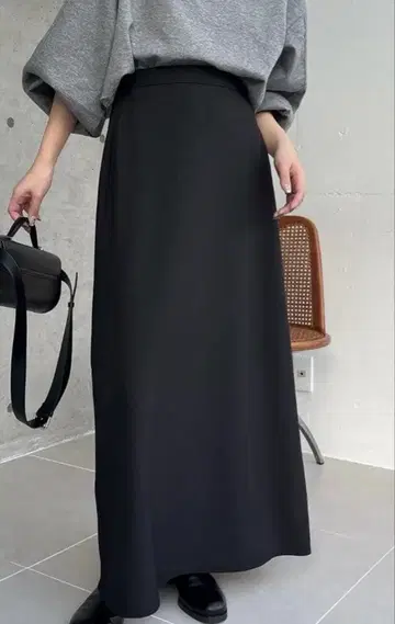 카프리슈 마쥬 블랙 플레어 롱 스커트 사이즈 38