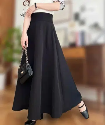 블랙 플레어 스커트 허리밴딩