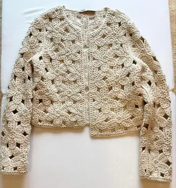 ZARA 아이보리 가디건 M