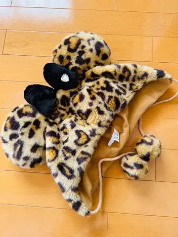 디즈니 미니 레오파드 무늬 리본 팬캡