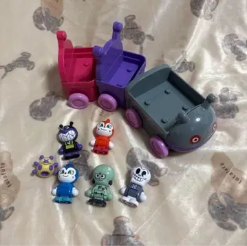 호빵맨 첫 하우스 인형 세트 다다단 기차와 세균맨의 동료들