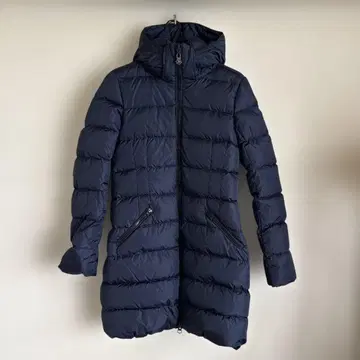 MAISON SCOTCH 네이비 다운 코트 후드 부착