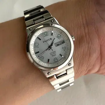 WICCA CITIZEN 솔라 손목시계