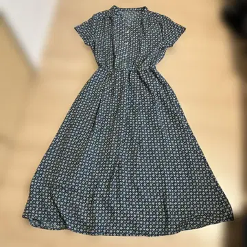 네이비 꽃무늬 맥시 원피스