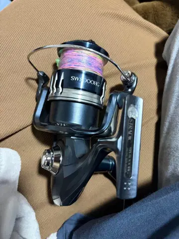 시마노 스트라딕 SW8000HG 스피닝 릴