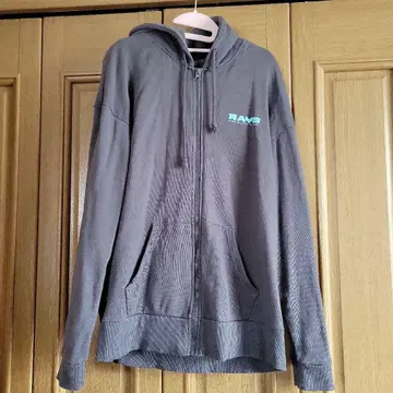 Snow Man RAYS 후드티