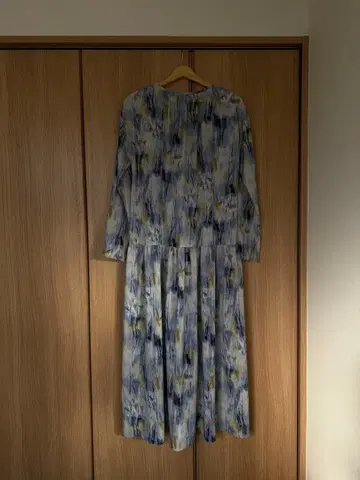 긴팔 마블 무늬 원피스 JOURNAL STANDARD L'ESSAGE