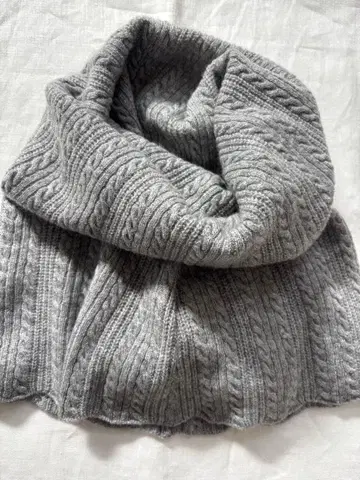 미사용품 kariang 케이블 무늬 캐시미어 넥워머 그레이